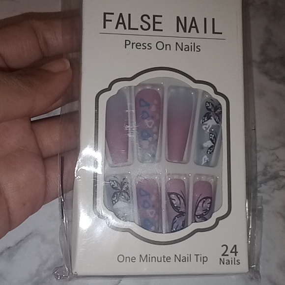 Pretty Nails 💅😍 - Picture 5 of 5